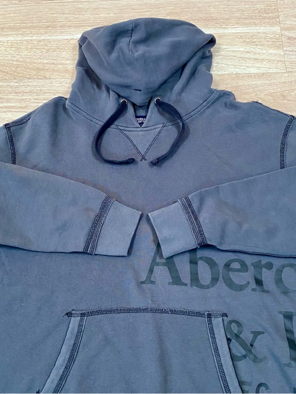 Abercrombie & Fitch Hoodie Men’s XL Cool Grey Exploded Logo Pullover Sweatshirt